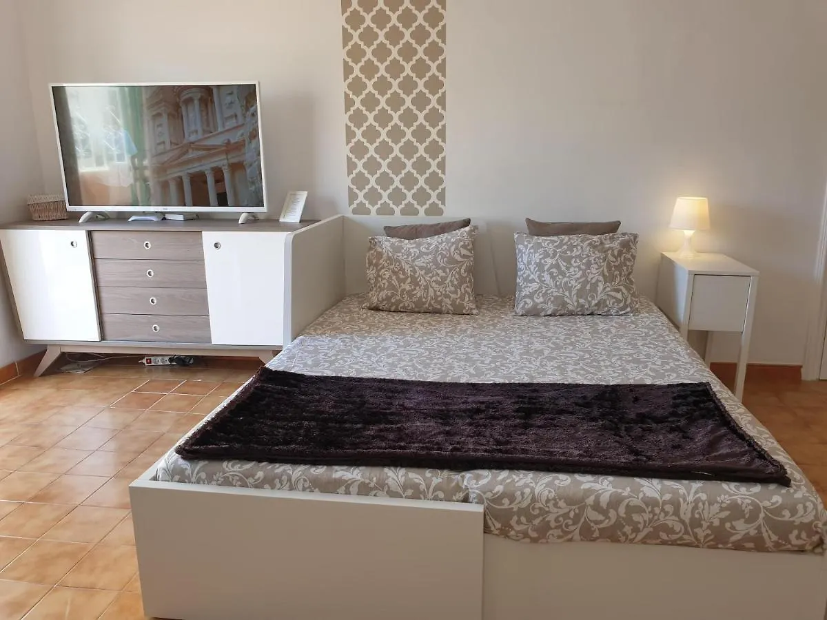 Apartment Mareverde A Studio Calme Vue Piscine Wifi Gratuit Costa Adeje  Spain
